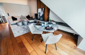 Modern 1BR Apt w Jacuzzi Bathtub & Balcony - Parc Merl - Image 5