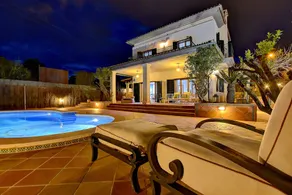 Villa con piscina - Image 3