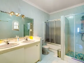 Beautiful Villa in Pedreguer With Swimming Pool - Image 5
