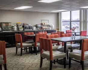 Comfort Inn Alliance - Image 2