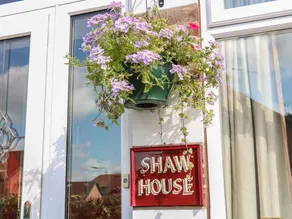 Shaw House - Image 3
