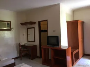 Alona Kew White Beach Resort - Image 5