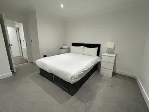 London West Ham Apartments - Image 3