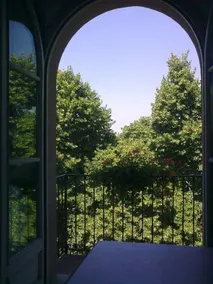 Apartment With 2 Bedrooms in Carrù, With Enclosed Garden - 45 km From - Image 3
