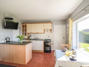 Summerfield Lodge B&B - Image 2