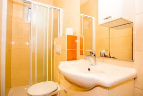 Apartments Marija Kampor - Image 2