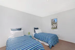 Riverend Regent - Image 4