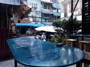DPM Bangkok Hostel Bar & Travel - Image 4