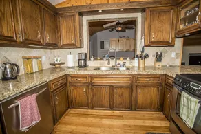 Majestic Pines - Big Bear Cabin near Snow Summit with Fenced Yard - Image 3