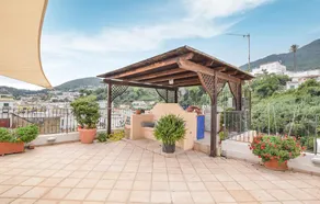 Beautiful Home in Casamicciola Terme With 2 Bedrooms and Wifi - Image 5