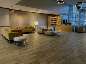 Clarion Hotel Milwaukee Airport - Image 2