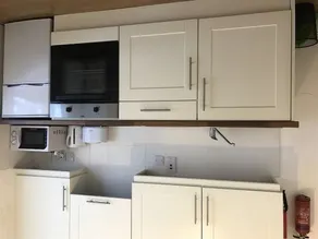North Circular Serviced Accommodation - Image 3