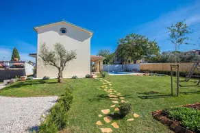 Villa Mala - Image 2