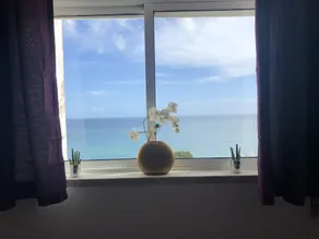 Maison adaptée aux familles avec barbecue et terrasse | Vue plage | Proche de la plage | Avec animaux admis - Image 4