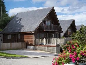 Cozy Holiday Home in Little Petherick Near Beaches - Image 4
