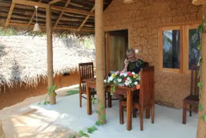 Sea View Clay House - Image 4