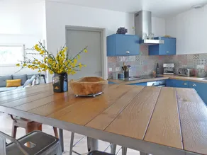 Luxurious Holiday Home in Gironde With Private Garden - Image 4
