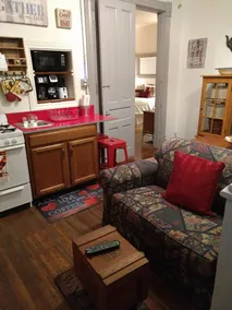 Beautiful Downtown Indy Guest Homes - Image 4
