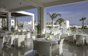 Lakitira Suites - Image 5