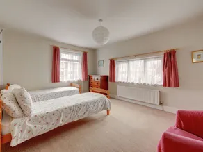 Calm Holiday Home in Broadstairs Kent With Garden - Image 3