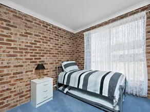 Pet Friendly Shoreline Dr 1/18 - Fingal Bay - Image 2
