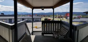 Tara Vista Inn - Image 2
