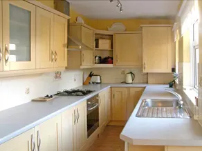 Compass House - Image 5