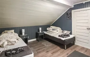 Beautiful Home in Neslandsvatn With Wifi and 6 Bedrooms - Image 3