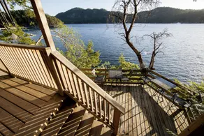 Shangrila Waterfront Vacation Home - Image 2