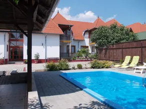 Klaudia Apartments - Image 2