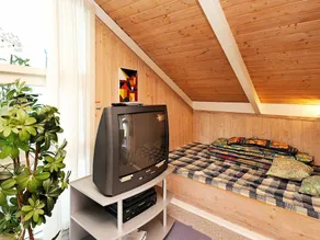 Spacious Cottage in Hvide Sande With Swimming Pool - Image 5