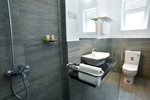 Kmc Villa - Image 3