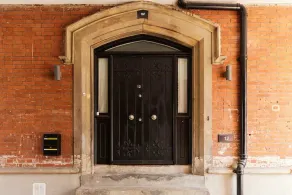 The Woolwich Retreat - Enticing 5bdr House With Parking - Image 4