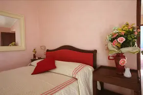 Terre Di Mezzo Country House - Image 2