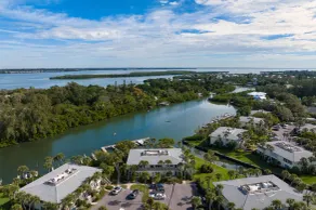 Waterfront Condo Beach Access Community Pool And Tennis 1 Bedroom Condo by RedAwning - Image 5