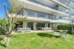 Nice Apartment With Private Garden, Pool & Parking - Image 2