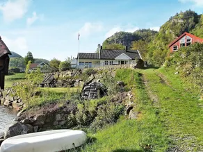 6 Person Holiday Home in Lyngdal - Image 2