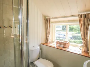 Meadowside Cottage - Image 3