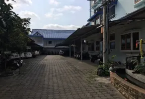 Lert Prasert House - Image 3