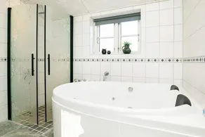 Peaceful Holiday Home in Jutland With Private Whirlpool - Image 2