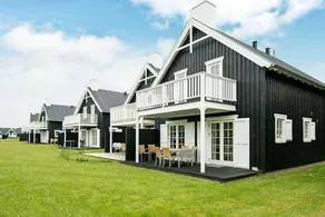 Upscale Holiday Home in Jutland With Whirlpool VR - Image 2