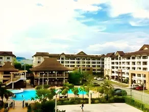 ONE OASIS a1 shortwalk SM MALL FREE POOL WIFI - Image 4