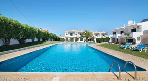 Villa avec barbecue, piscine et terrasse | Vue jardin | Parfaite pour le travail à distance - Image 4