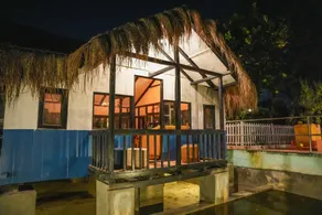 Aashraya Bed and Breakfast - Image 4