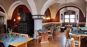 Schlosshotel Harburg - Image 2