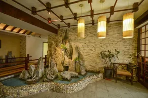 Xining Xihu Hotel - Image 2