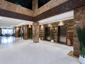 The Palace Hotel Suites - Image 2