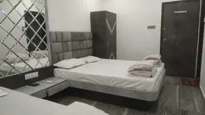 Diamond Guest House - Image 2