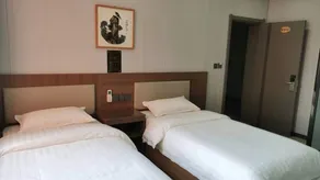 Japanese-style inn - Image 3