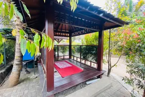 Hotel dan Gazebo Syariah Pinggir Kali Prigen RedPartner - Image 3